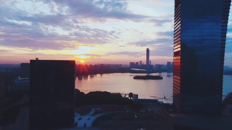 XJTLU 20th Anniversary Commemorative Film 《融汇·点亮》西浦二十周年专题片（2026）
